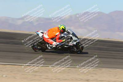 media/Dec-15-2023-Apex Assassins (Fri) [[91f19fb1c7]]/Racer 2/Session 2 (Bowl Exit)/